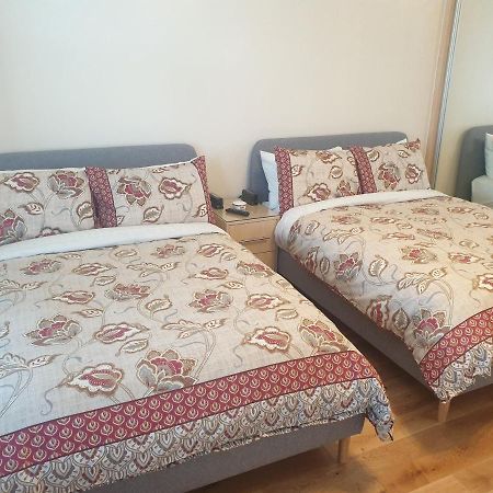 London Luxury 2 Bedroom Flat 5Min Walk From Overground, With Free Wifi, Free Parking-Sleeps X6 Ilford Buitenkant foto